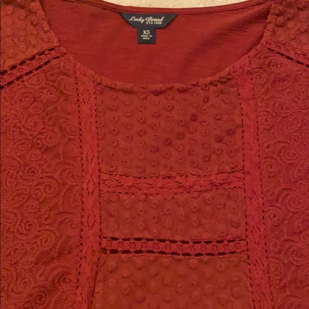 EUC Lucky Brand lace top